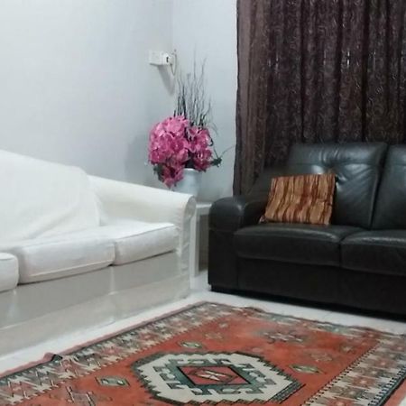 AsSalam Homestay Seri Iskandar Luaran gambar
